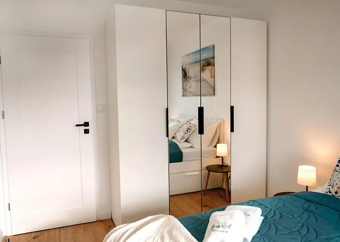 In By The River & Apartament