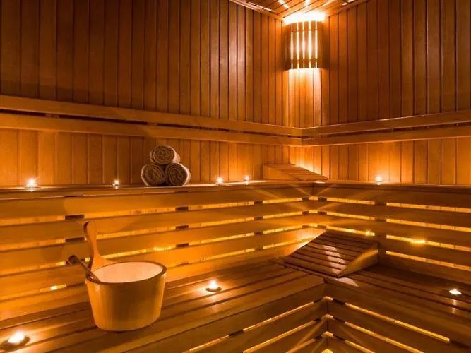 Apartament In By The River & *